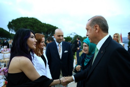 Cumhurbaşkanı Erdoğan'ın iftarına ünlü yağdı