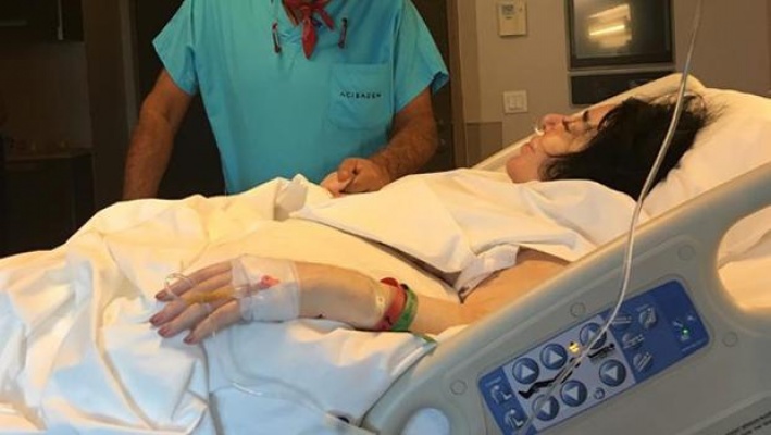 Nur Yerlitaş hastaneye kaldırıldı.