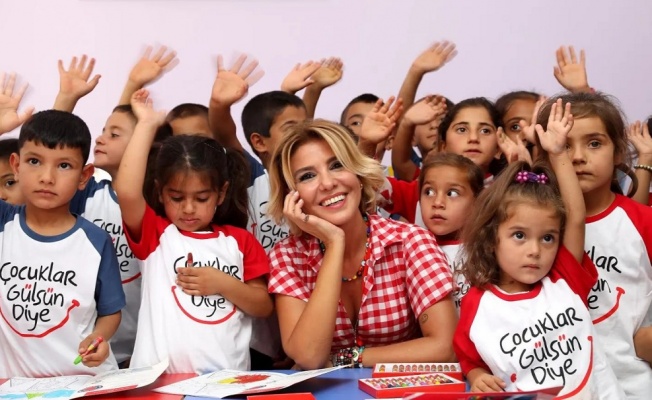 Gülben Ergen 'Çocuklar Gülsün Diye' 41. Anaokulunu Siirt'te açıyor.