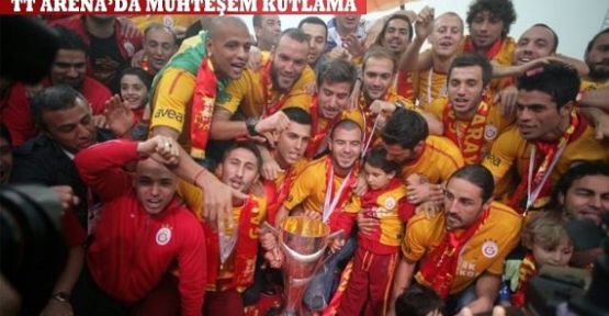 Galatasaray'dan Arena'da Süper Şampiyonluk Kutlaması