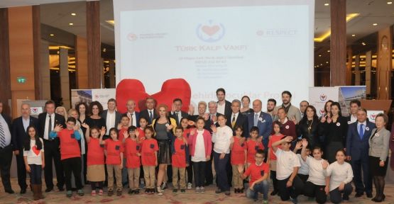 Sanat ve Spor Dünyası'nın ünlüleri “Türkiye’deki Şehirli Çocuklar” için bir araya geldi