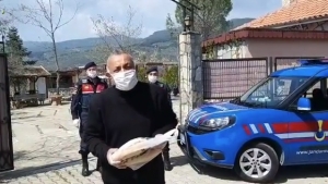 Mehmet Yüzüak'ın yardımına Jandarma koştu! - VİDEO
